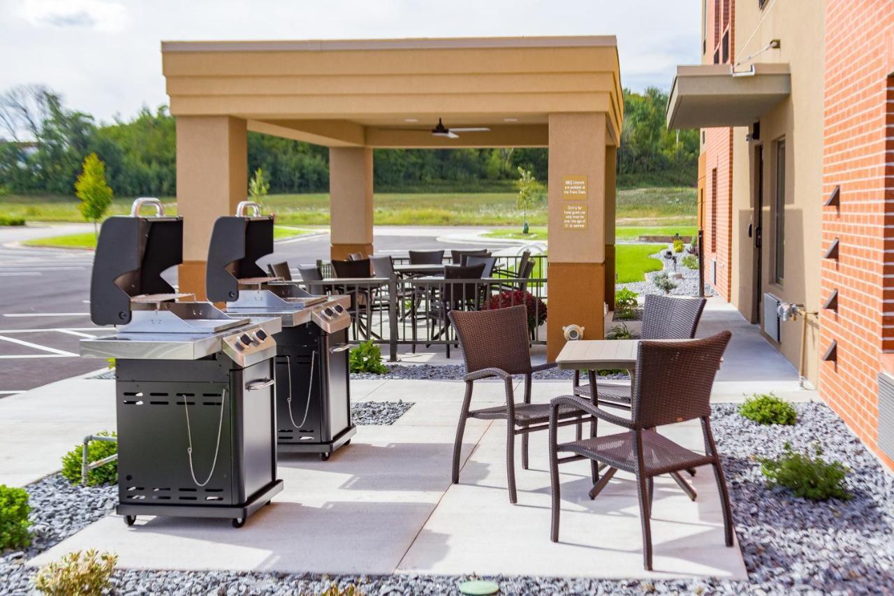 Candlewood Suites Eau Claire I-94 By Ihg Exterior photo